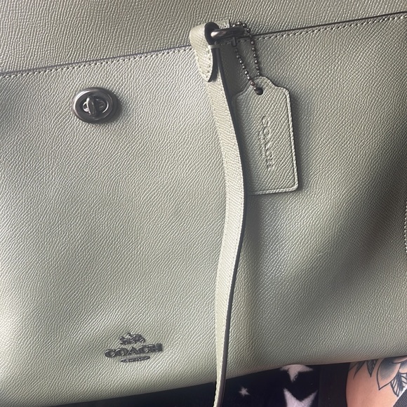 COACH bag with laptop and iPad storage - Picture 6 of 6